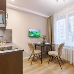 Stylish Brown Studio Near The City Center